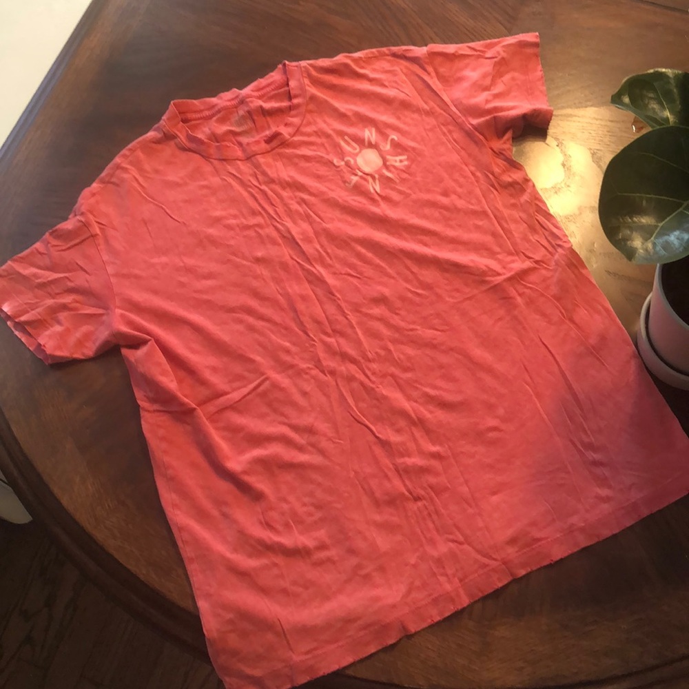 Aerie distressed boyfriend t shirt XS